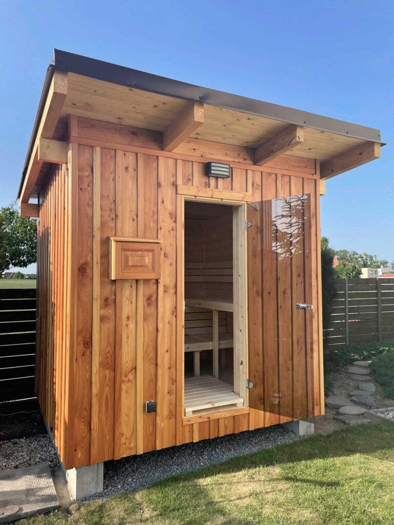 Jesenice_Zahradní venkovní sauna-02 www.vsaune.cz