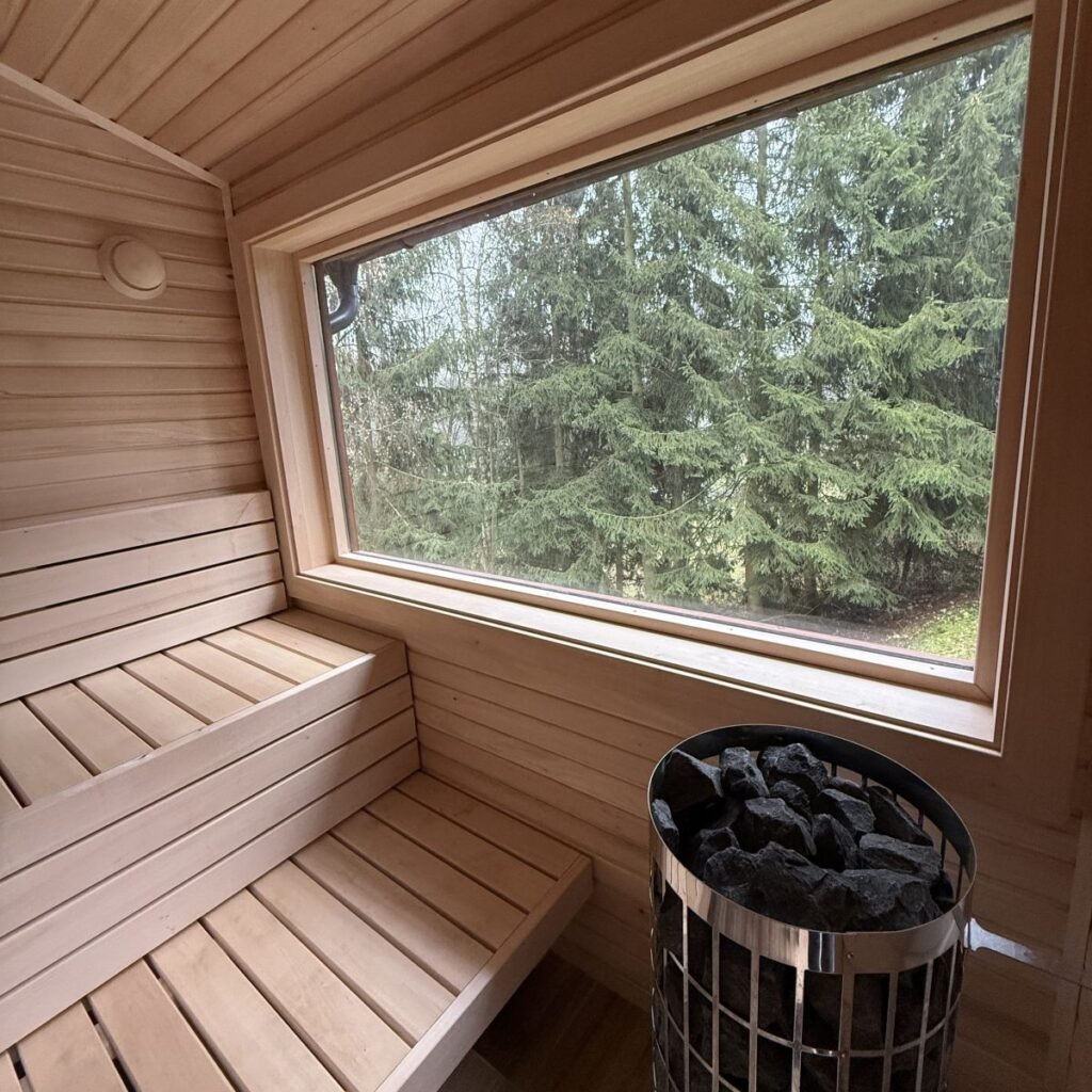 Puchverk_Klasicka_venkovni_sauna_03
