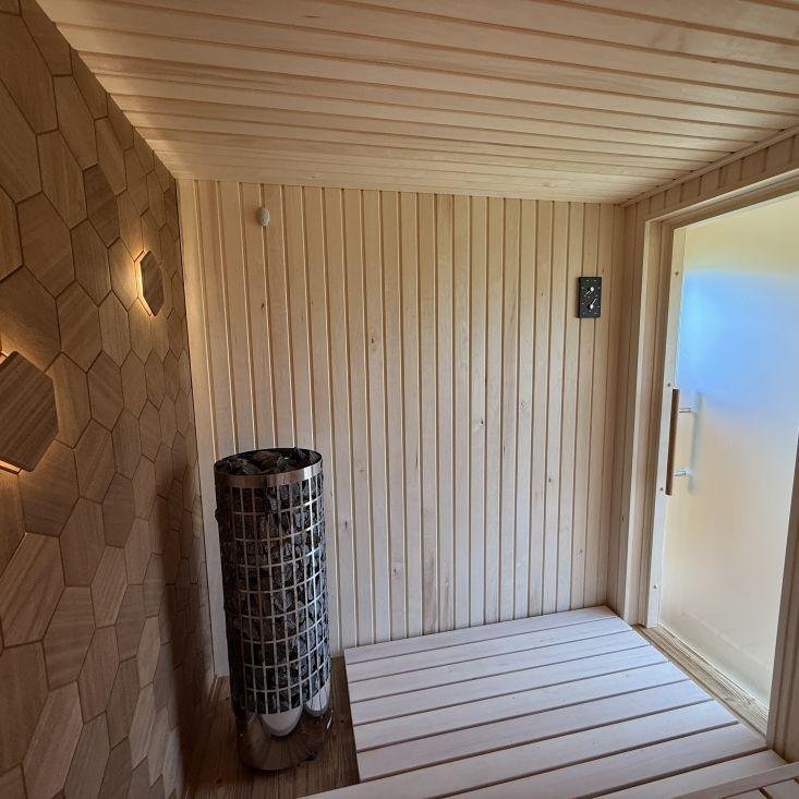 Milíkovice - Klasická venkovní sauna s odpočívárnou