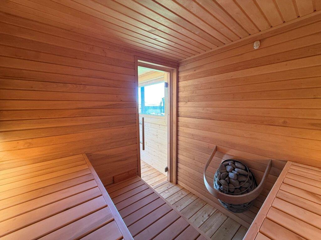 Vimperk-klasická venkovní sauna s odpočívárnou